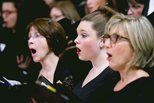  women singing in Greater South Jersey Chorus